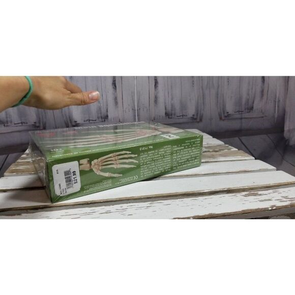 Lindberg Science Kits Skill 2 hand anatomy skeleton Educational Lloyd 71313 bone - Picture 4 of 6